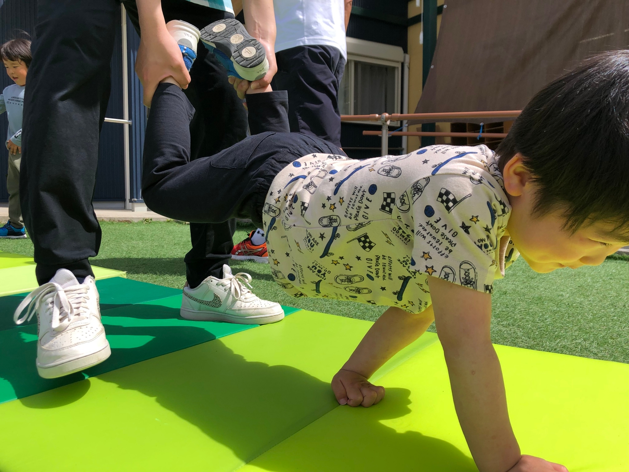 体操あそびの様子1